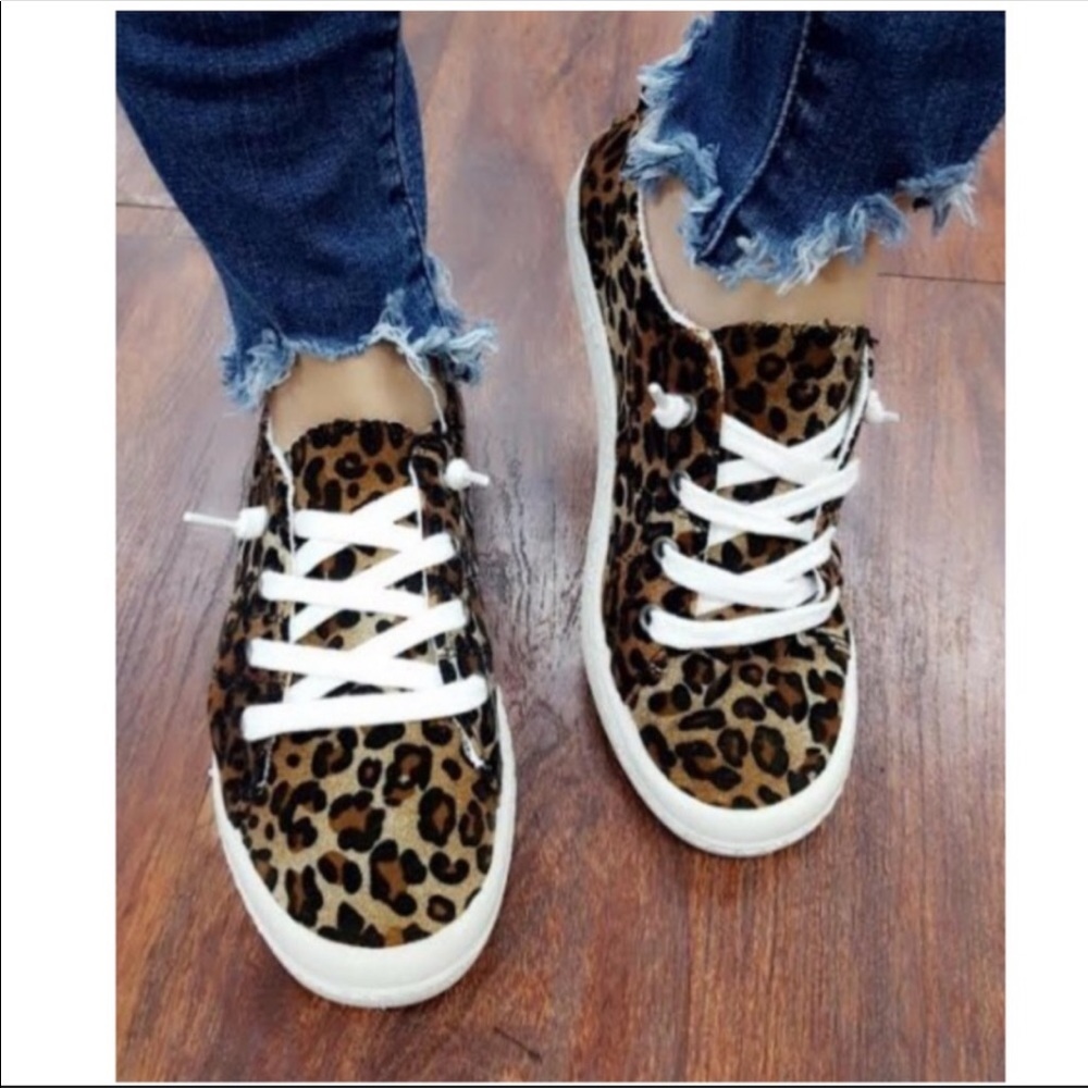 🔥Suede look Leopard Lace up Sneaker